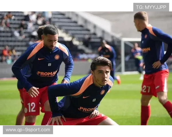 “法甲豪门鏖战，争夺最后的冠军席位”，法甲豪门宣布全队停薪